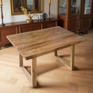 Vintage Essgruppe aus Altholz-Eiche –gt (Tisch Handgeferti & Bank)